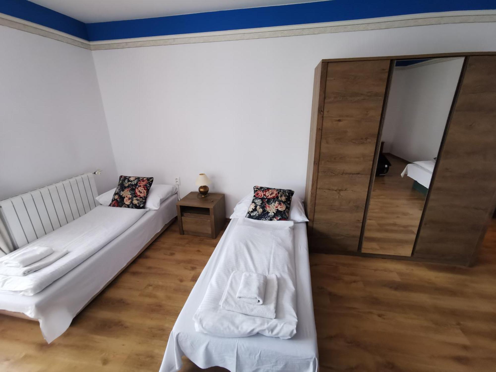 Hotel Diana Nove Mesto nad Vahom Bilik gambar