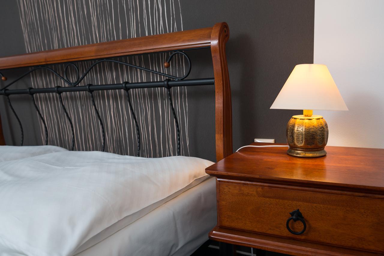 Hotel Diana Nove Mesto nad Vahom Luaran gambar
